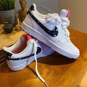 Nike Air Force ones womens size 7